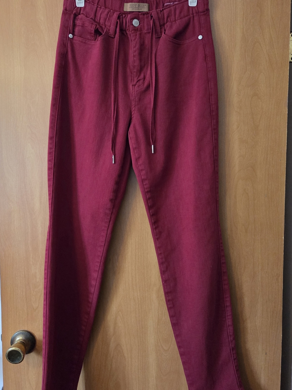 JUDY BLUE High-Rise Cropped Ankle Pants in Red Size 5/27 Stretch